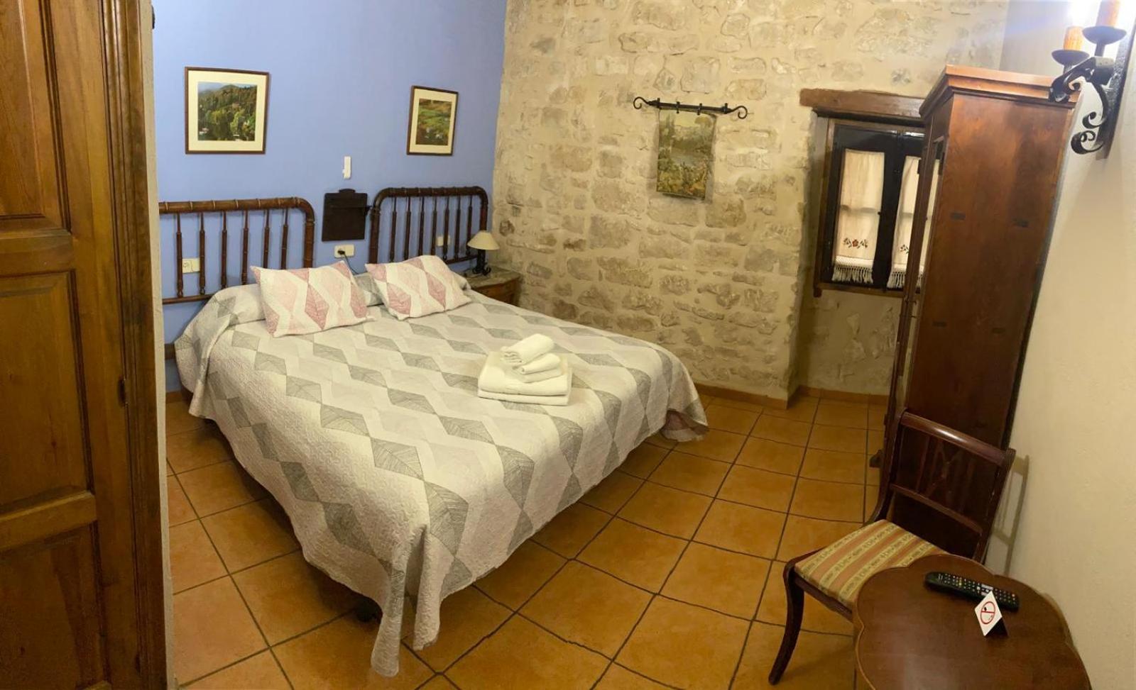 Fonda La Plaza Hotel Valderrobres Eksteriør billede