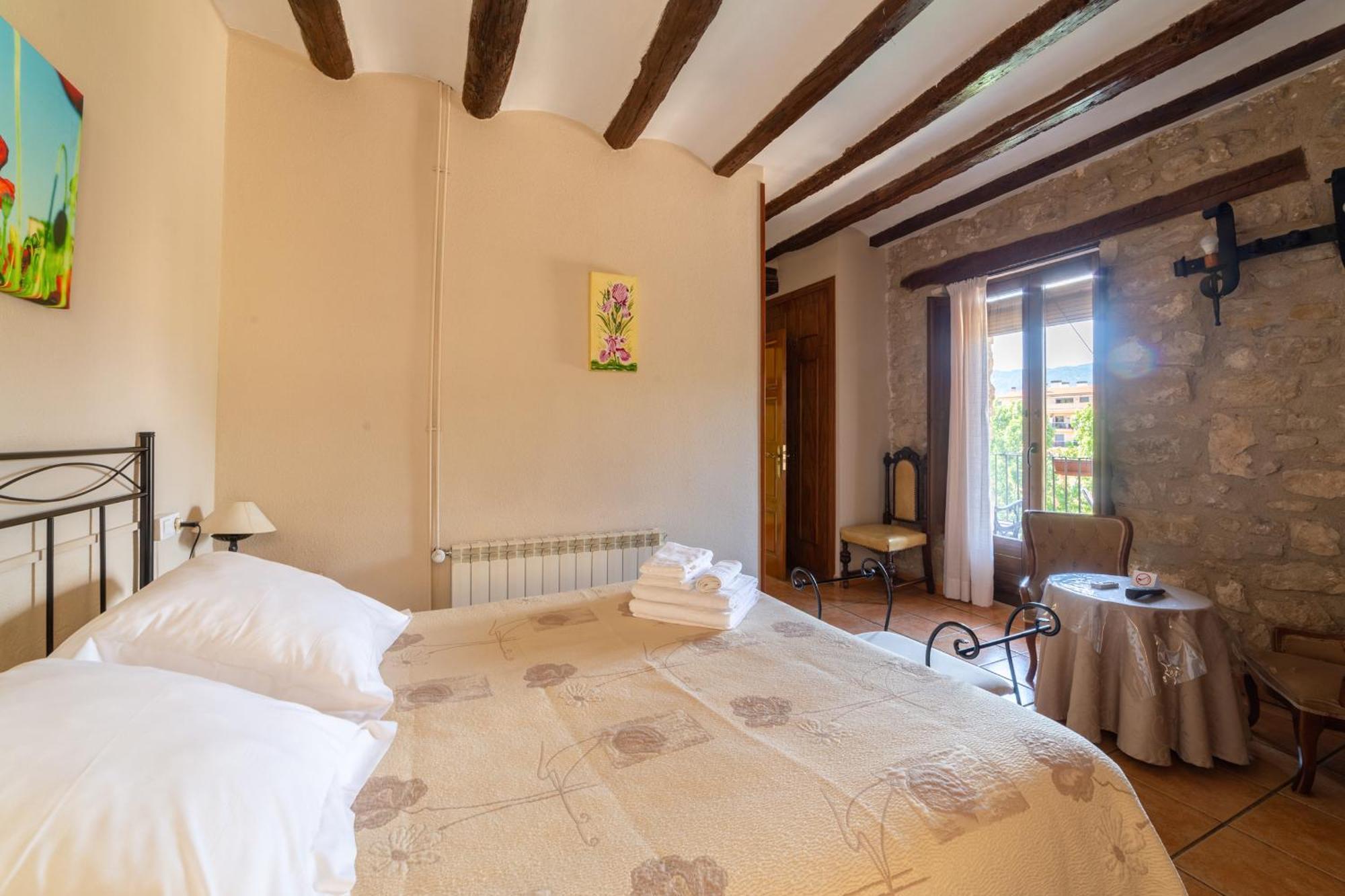 Fonda La Plaza Hotel Valderrobres Eksteriør billede