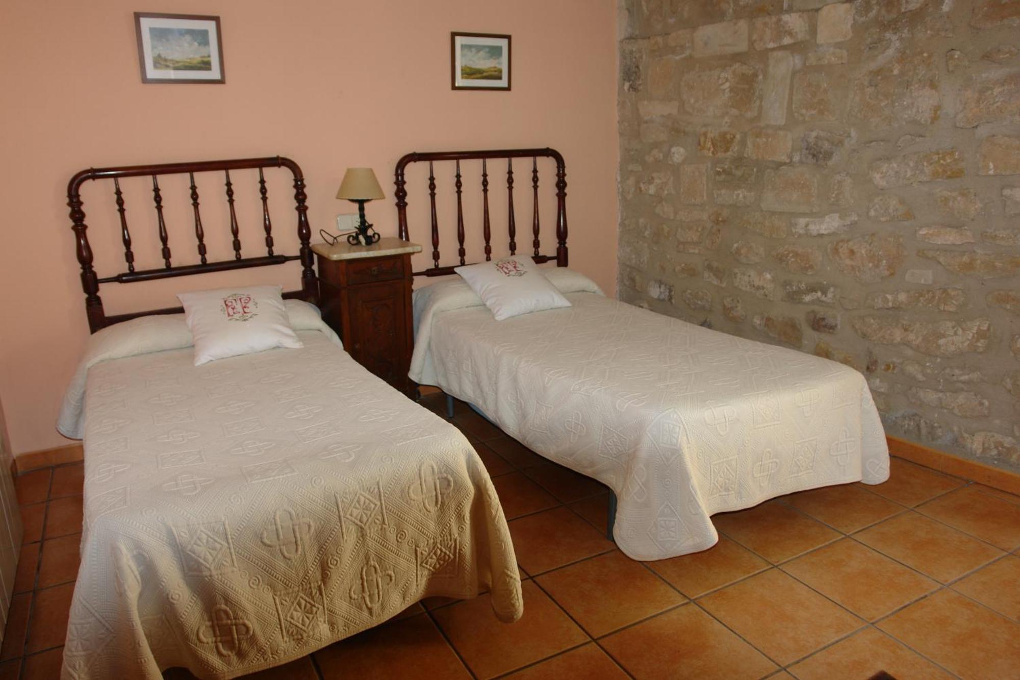 Fonda La Plaza Hotel Valderrobres Eksteriør billede
